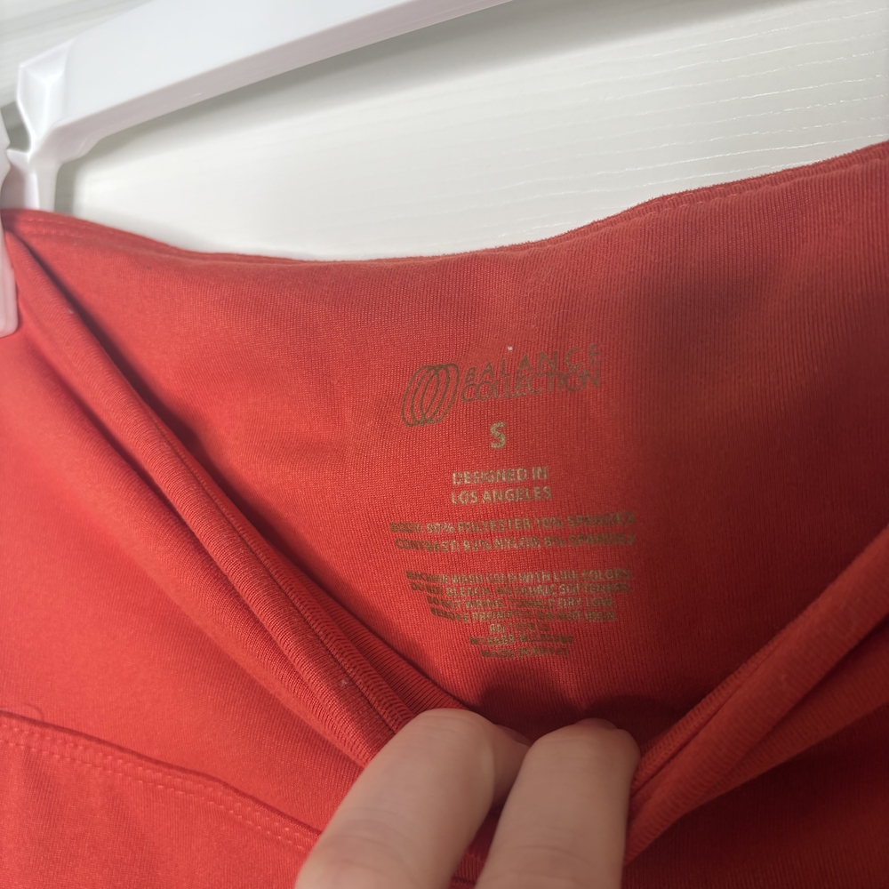 Balance Collection Red Leggings with Ruffles Size S - Picture 5 of 5